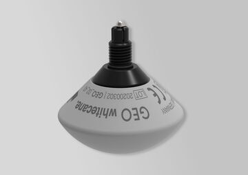 Ansicht auf eine weiße Rollspitze mit Aufnahme Adapter für den IO Blindenlangstock